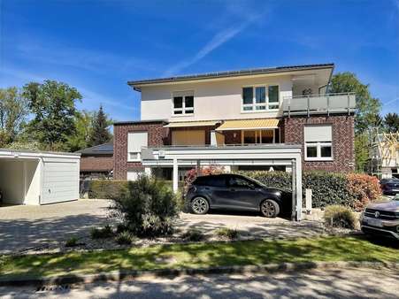 Carportanlage - Erdgeschosswohnung in 28832 Achim mit 100m² kaufen