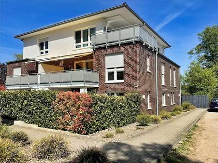 Terrassenansicht - Erdgeschosswohnung in 28832 Achim mit 100m² kaufen