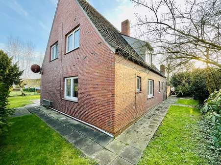 Seitenansicht - Einfamilienhaus in 27628 Hagen mit 155m² kaufen