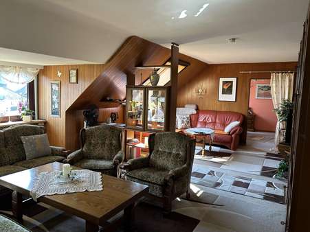 Wohnzimmer Wohnzimmer - Dachgeschosswohnung in 27572 Bremerhaven mit 60m² kaufen