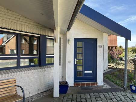 Eingangsbereich Eingangsbereich - Einfamilienhaus in 27578 Bremerhaven mit 166m² kaufen