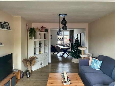Wohnzimmer - Doppelhaushälfte in 27578 Bremerhaven mit 126m² kaufen