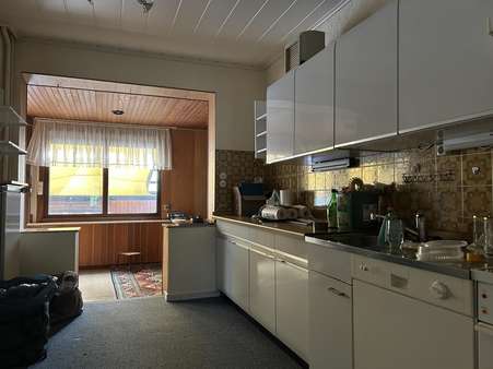 Küche Richtung Veranda - Einfamilienhaus in 27580 Bremerhaven mit 104m² kaufen