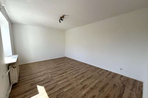 Schlafzimmer - Etagenwohnung in 27570 Bremerhaven mit 49m² kaufen