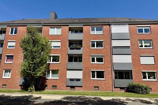 Ansicht - Etagenwohnung in 27570 Bremerhaven mit 82m² als Kapitalanlage kaufen