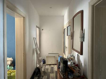 Flur - Etagenwohnung in 27576 Bremerhaven mit 84m² kaufen