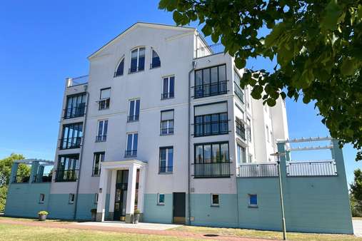 Hausansicht - Penthouse-Wohnung in 27576 Bremerhaven mit 148m² kaufen