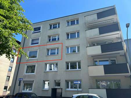 Straßenansicht - Etagenwohnung in 27570 Bremerhaven mit 75m² kaufen