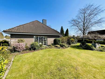 Vorderansicht Vorderansicht - Zweifamilienhaus in 27616 Beverstedt mit 363m² kaufen