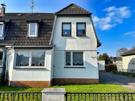 Exposéfoto - Doppelhaushälfte in 27578 Bremerhaven mit 167m² kaufen