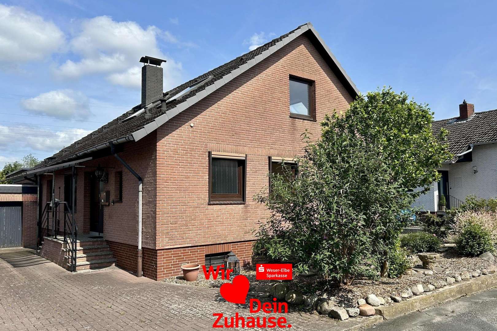 Titelbild Titelbild - Einfamilienhaus in 27572 Bremerhaven mit 187m² kaufen