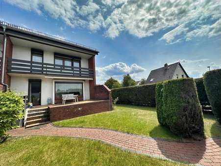 Gartenansicht - Reihenendhaus in 27578 Bremerhaven mit 108m² kaufen