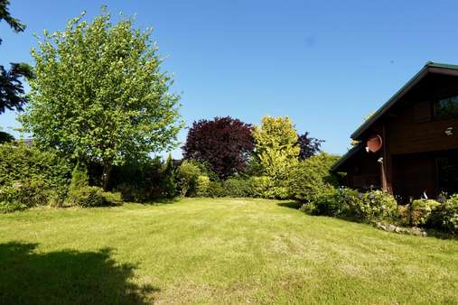 Blick in den Garten Blick in den Garten - Ferienhaus in 21785 Neuhaus mit 60m² kaufen