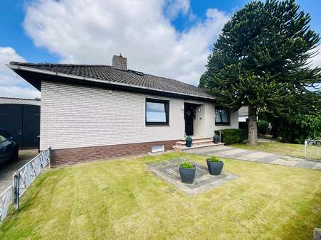 Vorderansicht - Bungalow in 27612 Loxstedt mit 96m² kaufen
