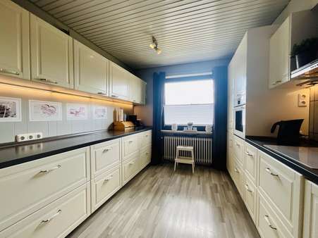 Küche - Bungalow in 27612 Loxstedt mit 96m² kaufen
