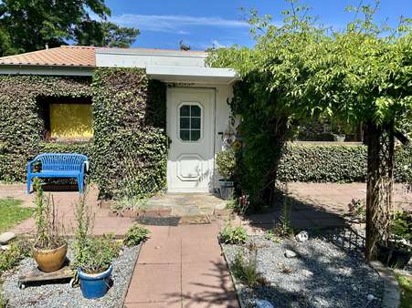 Eingang Eingang - Bungalow in 27578 Bremerhaven mit 107m² kaufen