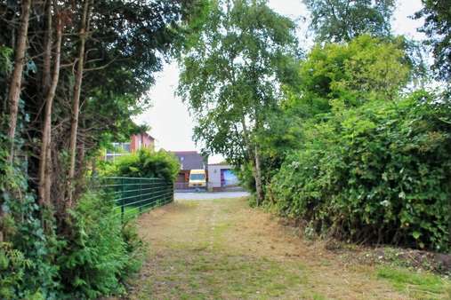 Ihre Zuwegung Ihre Zuwegung - Grundstück in 27578 Bremerhaven mit 602m² kaufen
