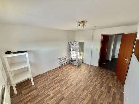 Kind - Dachgeschosswohnung in 27639 Wurster Nordseeküste mit 76m² kaufen