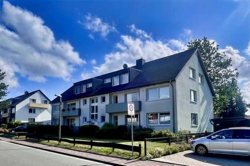 Straßenansicht II - Etagenwohnung in 27607 Geestland mit 73m² kaufen