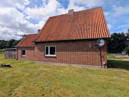 Seitenansicht - Einfamilienhaus in 21745 Hemmoor mit 122m² kaufen