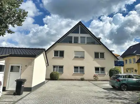 3 Zimmer, Südbalkon und dicht am Wasser 