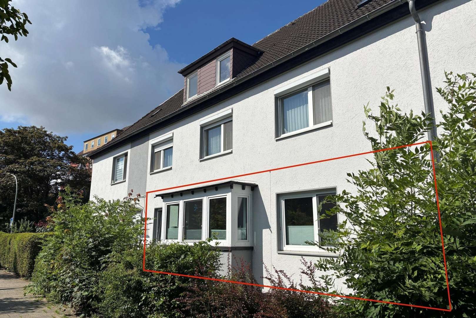 Straßenansicht Straßenansicht - Erdgeschosswohnung in 27568 Bremerhaven mit 106m² kaufen