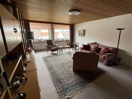 Wohnzimmer - Etagenwohnung in 27570 Bremerhaven mit 79m² kaufen
