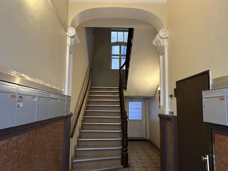 Treppenhaus - Etagenwohnung in 27568 Bremerhaven mit 130m² kaufen