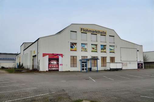 Frontansicht - Halle in 27570 Bremerhaven mit 1816m² kaufen