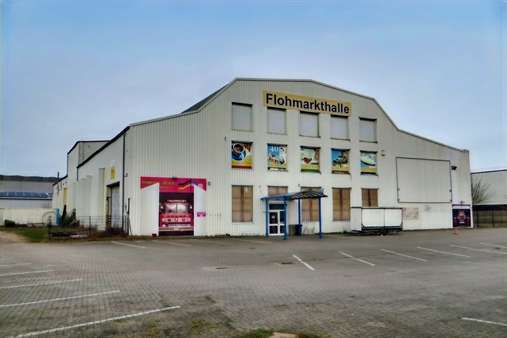 Frontansicht Frontansicht - Halle in 27570 Bremerhaven mit 1816m² kaufen