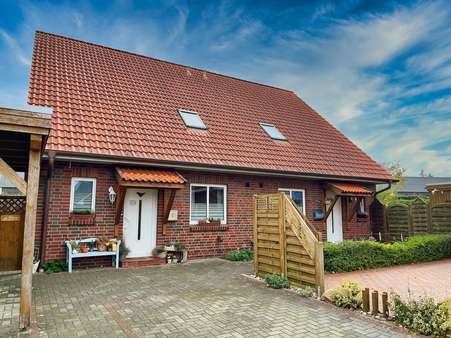 Frontansicht - Zweifamilienhaus in 21762 Otterndorf mit 203m² günstig kaufen