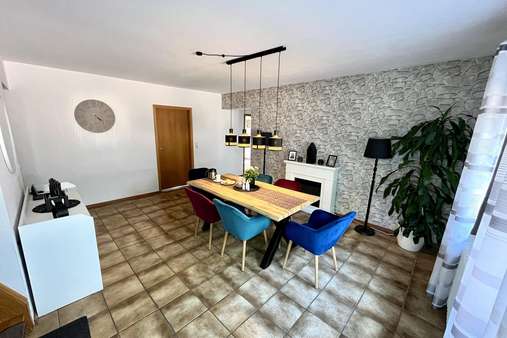 Essdiele Essdiele - Einfamilienhaus in 27574 Bremerhaven mit 156m² kaufen