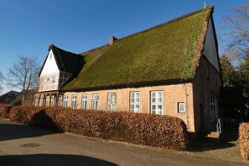 Wohnhaus - Mehrfamilienhaus in 21781 Cadenberge mit 432m² kaufen