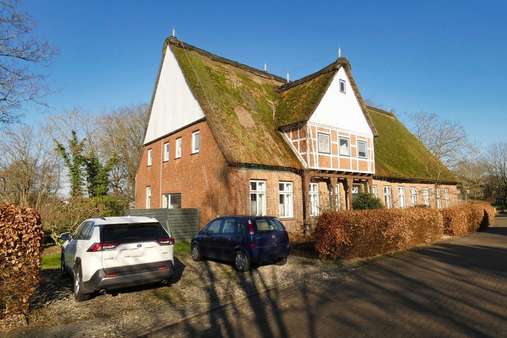 Wohnhaus - Mehrfamilienhaus in 21781 Cadenberge mit 432m² günstig kaufen