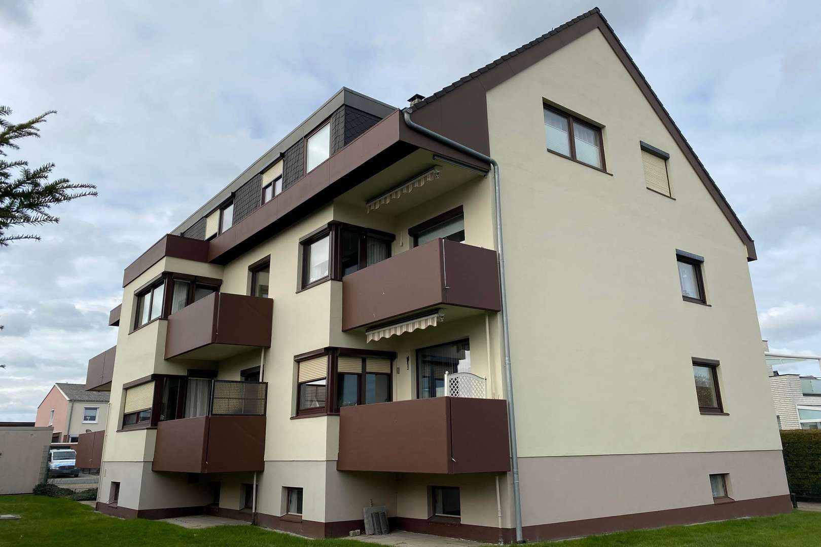 Titelbild - Etagenwohnung in 27574 Bremerhaven mit 77m² kaufen