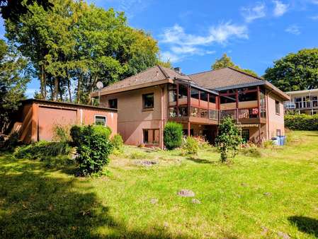 Imposante Rückansicht Imposante Rückansicht - Einfamilienhaus in 21789 Wingst mit 167m² kaufen