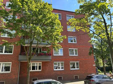 Straßenansicht - Etagenwohnung in 27570 Bremerhaven mit 89m² kaufen