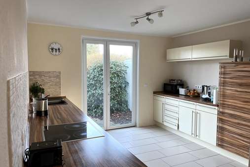 Küche - Doppelhaushälfte in 27578 Bremerhaven mit 102m² günstig kaufen