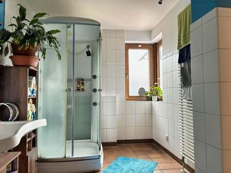 Badezimmer EG  - Doppelhaushälfte in 28327 Bremen mit 101m² kaufen