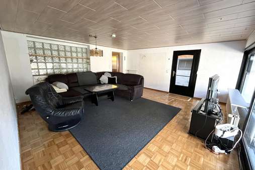 Wohnzimmer - Reihenendhaus in 27574 Bremerhaven mit 111m² kaufen