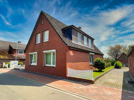Straßenansicht - Einfamilienhaus in 21732 Krummendeich mit 190m² kaufen