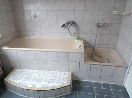 Whg.005_Bad_1 - Mehrfamilienhaus in 27576 Bremerhaven mit 365m² kaufen