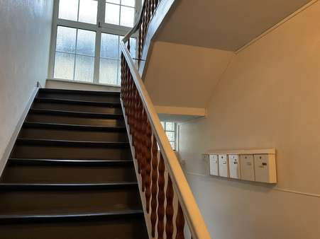 Treppenhaus - Mehrfamilienhaus in 27576 Bremerhaven mit 365m² kaufen