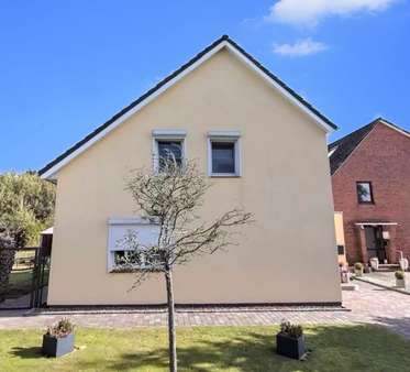 Straßenansicht - Einfamilienhaus in 27639 Wurster Nordseeküste mit 135m² kaufen