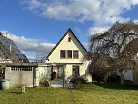 Gartenansicht - Einfamilienhaus in 27574 Bremerhaven mit 92m² kaufen