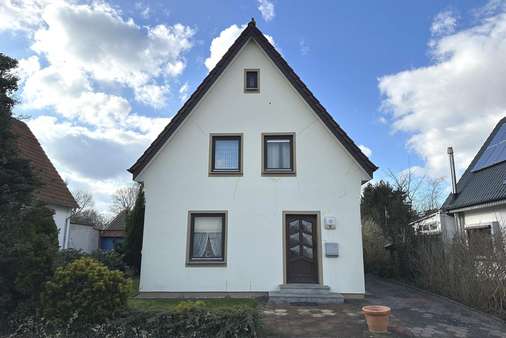 Straßenansicht - Einfamilienhaus in 27574 Bremerhaven mit 92m² kaufen