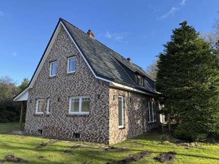 Straßenansicht - Einfamilienhaus in 27639 Wurster Nordseeküste mit 203m² kaufen