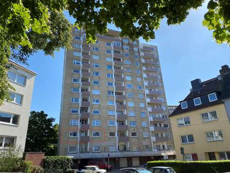 Rückansicht - Etagenwohnung in 27568 Bremerhaven mit 53m² kaufen