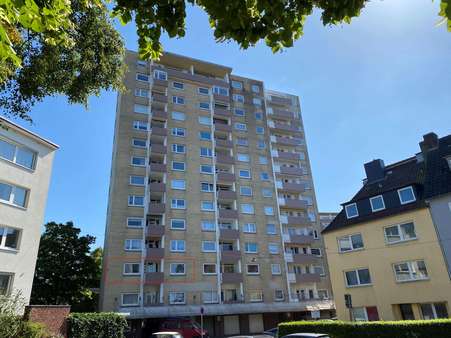 Rückansicht 2 - Etagenwohnung in 27568 Bremerhaven mit 53m² kaufen