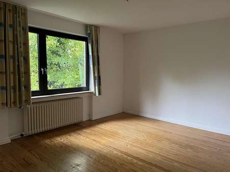Zimmer, EG - Mehrfamilienhaus in 27568 Bremerhaven mit 302m² kaufen